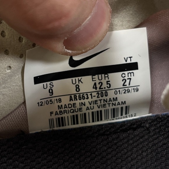 Nike Air Vapormax+ 2019 Shoes Mens 9 Moon Particle Running Sneaker AR6631-200 - Picture 15 of 16